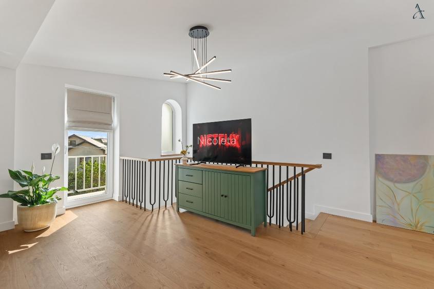 Vila superba P+1+M Otopeni langa parc - 4