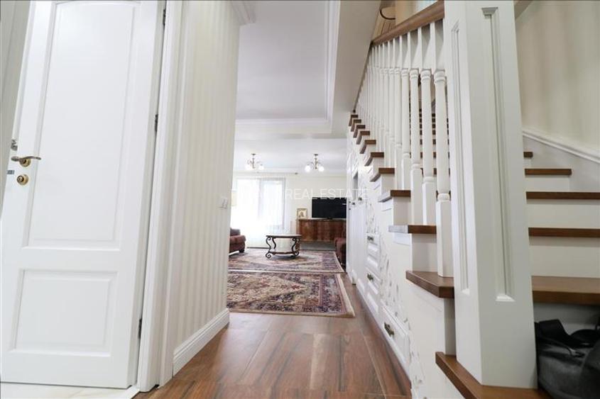 Apartament Duplex, in centrul Iasiului, finisaje premium si curte - 4