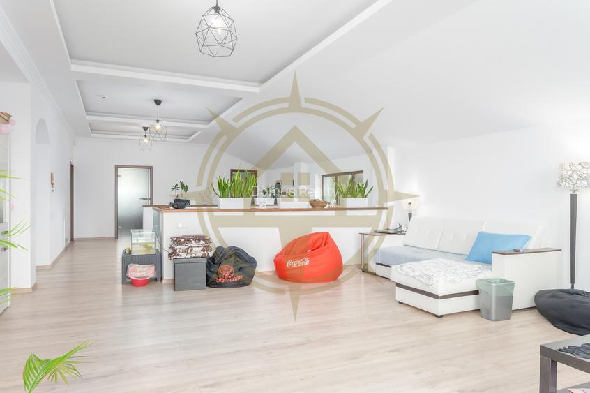 Comision 0 Vila Pasiva | Panouri Fotovoltaice | Vedere Lac Balotesti - 16