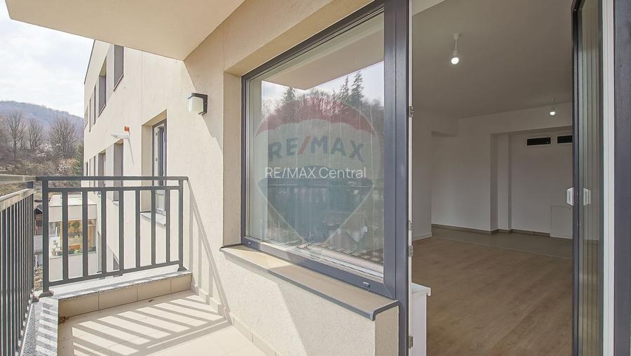 Apartament cu 2 camere, de vânzare, Calea București - 15