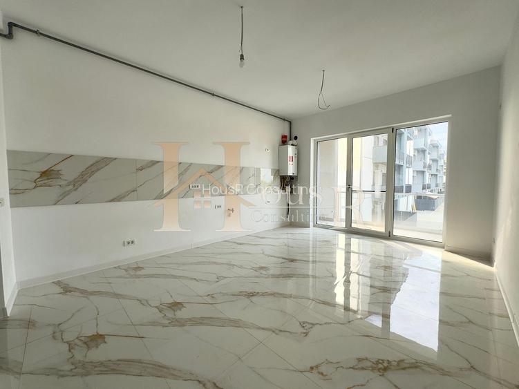 Strada Asfaltata. Finalizat ! Spatiu depozitare in pod - 10