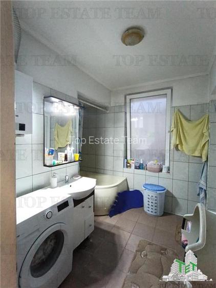 Vila cu aspect de conac in centrul Ploiestiului, ideala pentru locuinta, birou s - 14