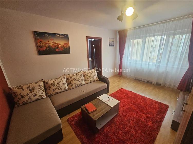 Resita, 3 Cam. Mobilat+Utilat, Et. 2, Micro 3 - 2