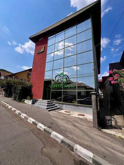 Spatiu de inchiriat /152 mp - 9