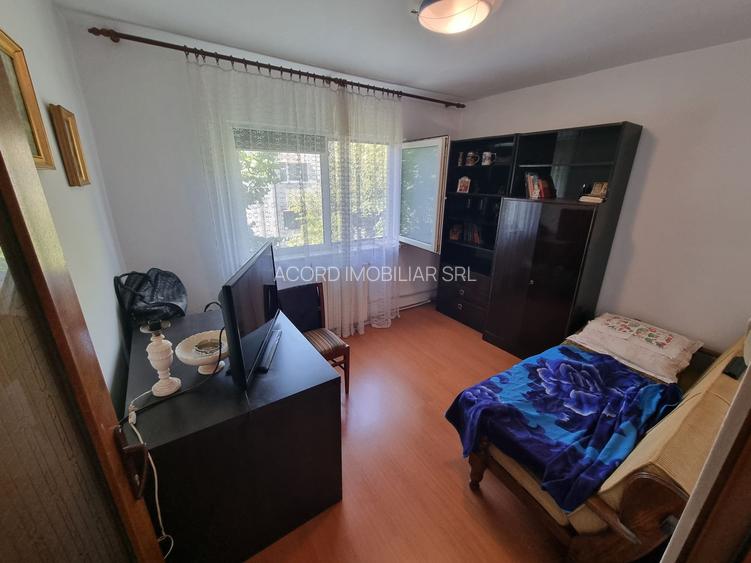 Apartament 4 camere zona Inel 2 - 3