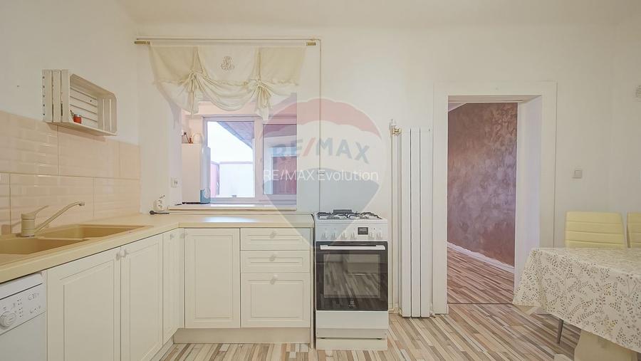 COMISION 0 | Apartament 4 camere + Curte | Zona Tractorul - 24