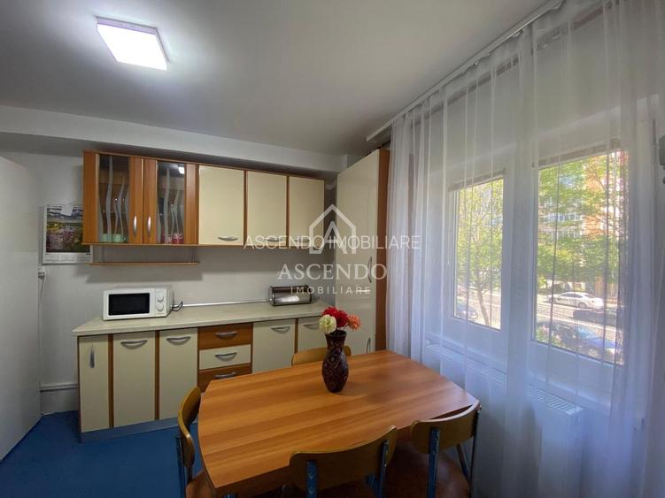 Apartament 4 camere | Etaj 1 | Bulevard principal | Alexandria - 4