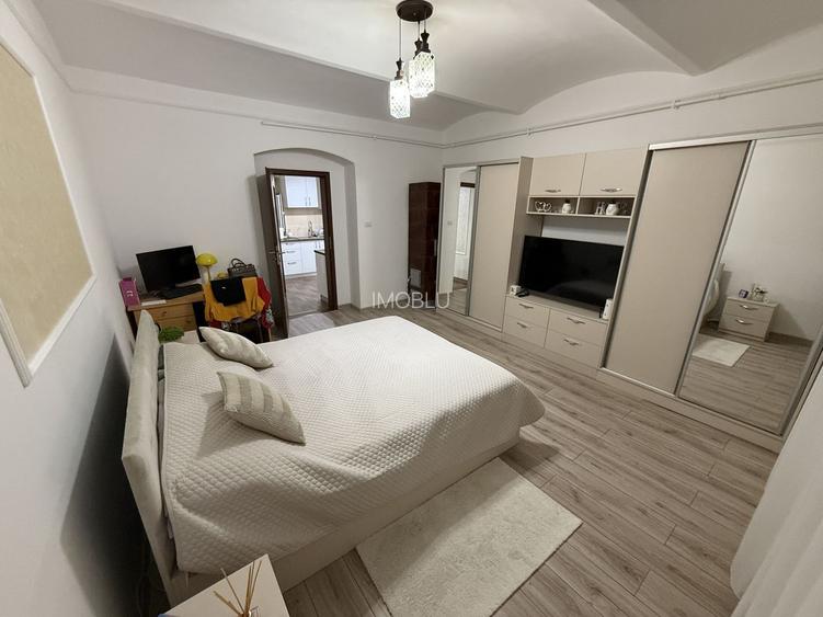 Ap cu 2 camere, 72mp, complet renovat, demisol inalt, zona Bălcescu! - 4