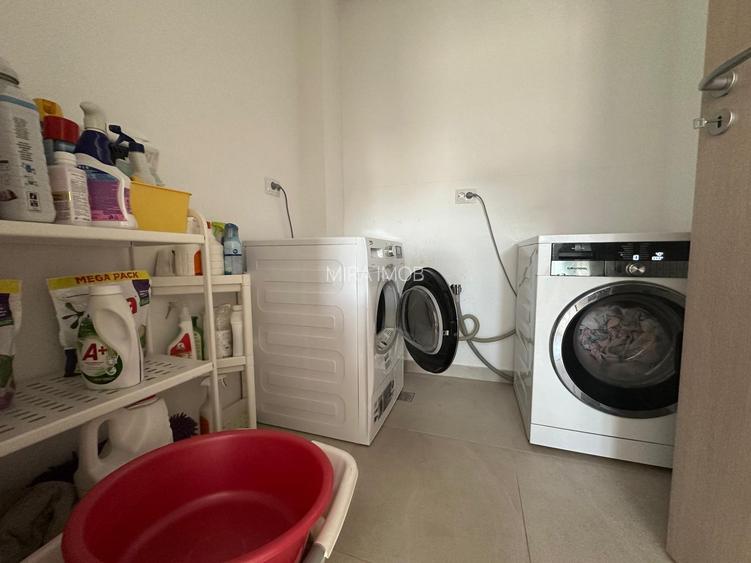 Vilă individuală  | 5 camere | 4 dormitoare cu băi proprii | Garaj | - 14