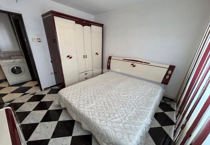 Apartament 3 camere Calarasilor Viziru - 5