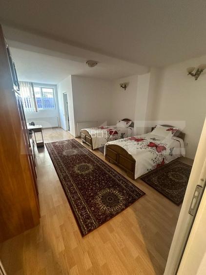 Spatiu Comercial,170 mp, zona UMF - 9