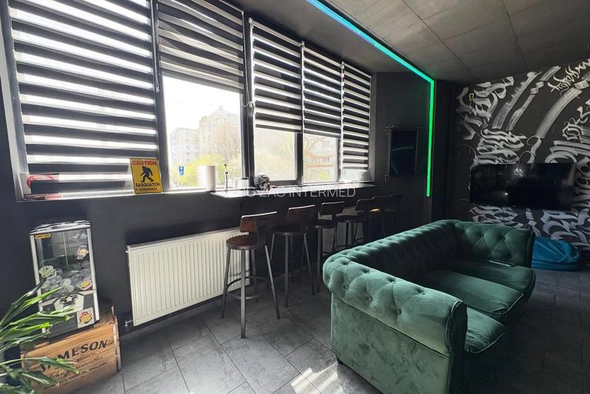 Faleza Nord, spatiu comercial din constructie 190 mp. , 5 camere, curte - 4