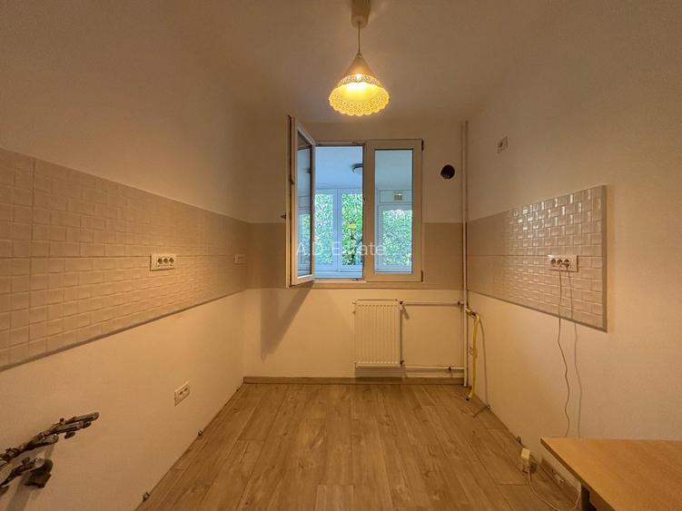 3 Camere Dristor Renovat Instalatii noi Pret negociabil - 3