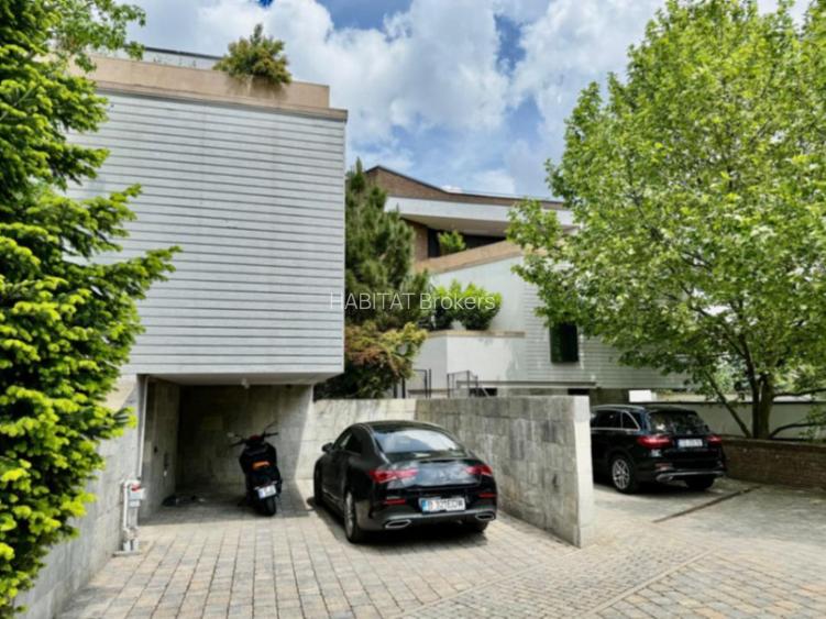 Refined Luxury Residence | Exclusive Villa with Private Spa - 43