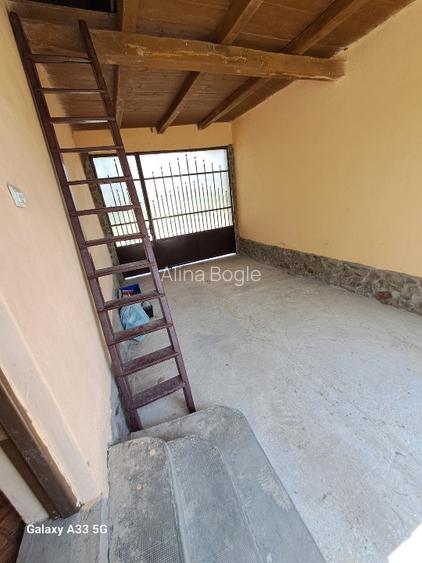 Vand casa în Ucuriș Bihor - 14