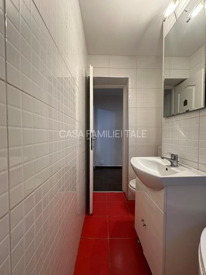 Etajul 1!!!! zona Dacia .. 3 camere .. 94900 euro - 6