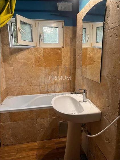 MEDICINA - ETAJ 2 - CENTRALA PROPRIE - 3 CAMERE - 2 BALCOANE - 5