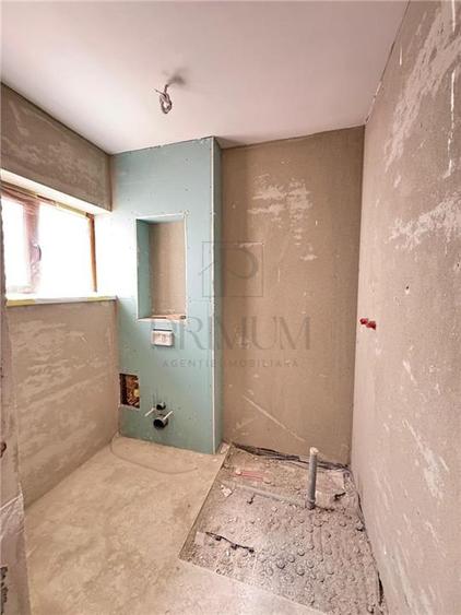 Fratelia - 3 Camere - 2 Bai - 2 Balcoane - Etaj 1 - Spatios - Loc de parcare - F