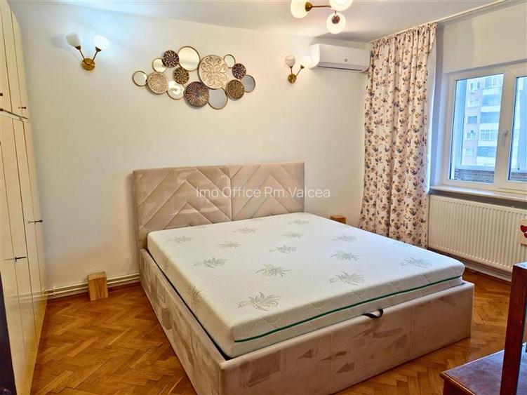 APARTAMENT DE INCHIRIAT IN CENTRU - 4 CAMERE - 8