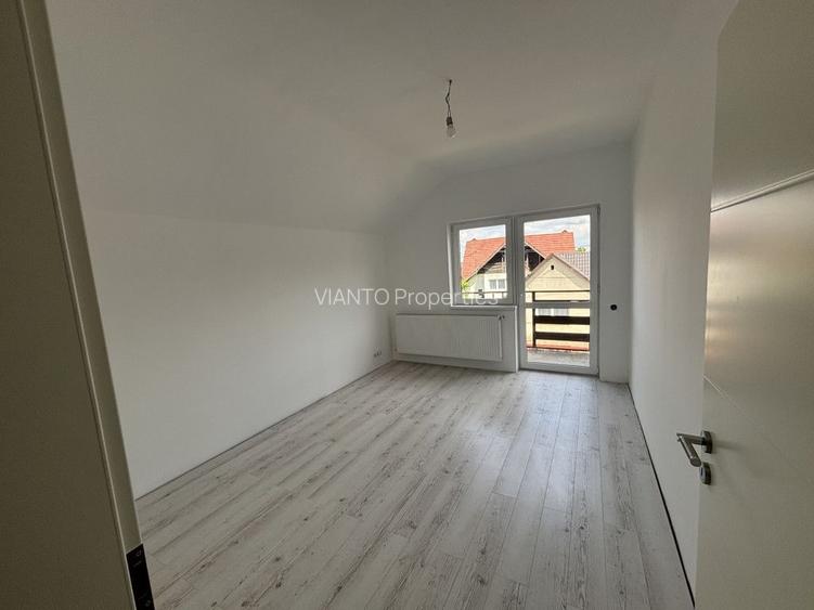 Casa/Vila 4 camere - 6