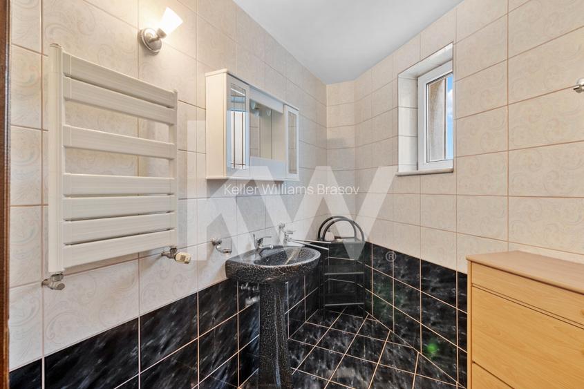 Casa de vanzare in Brasov - singur in curte - 458 mp teren - 11