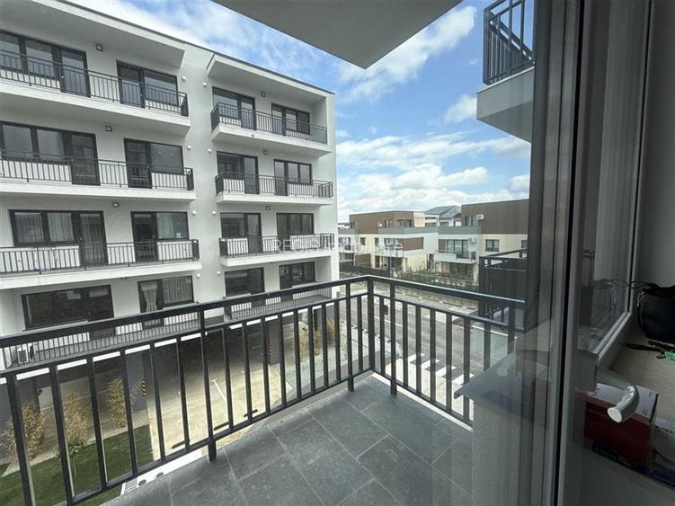 Oportunitate,  3  camere SPATIOS ,  Coresi - 18