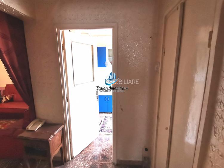 Apartament 4 camere semidecomandat, etaj 3, Maratei 2 - 3