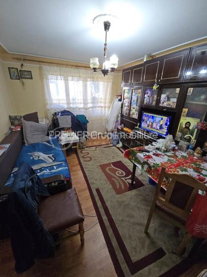 ETAJ 3! Apartament 2 camere 42mp, Podu Ros, CT, fara risc - 2