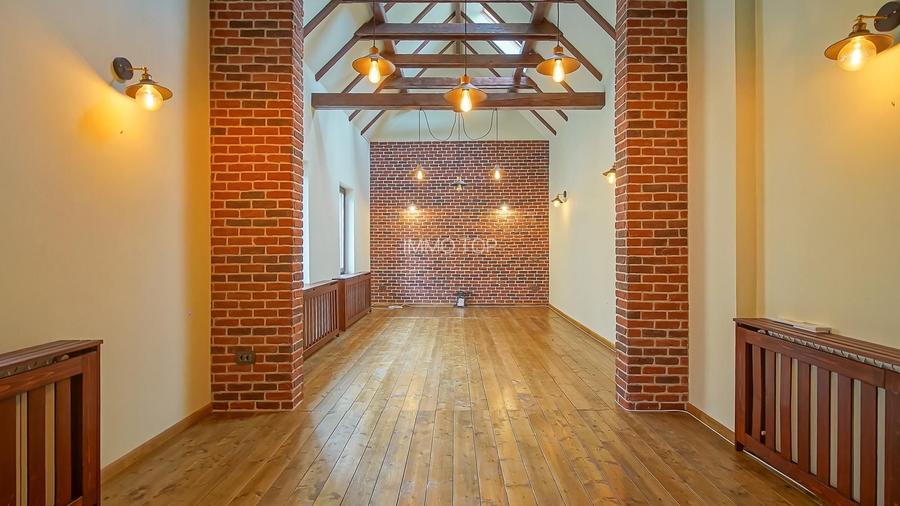 Închiriez casă în Centrul Brasovului/ curte privata - 8