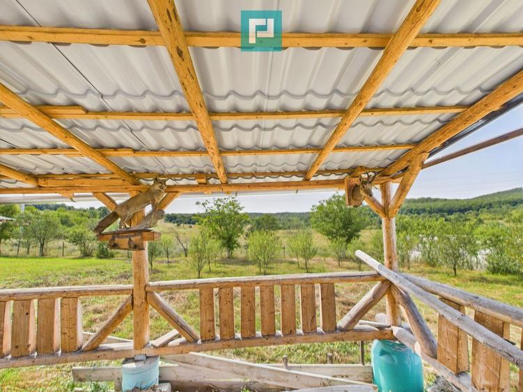 Casă renovată cu teren generos lângă Ususău