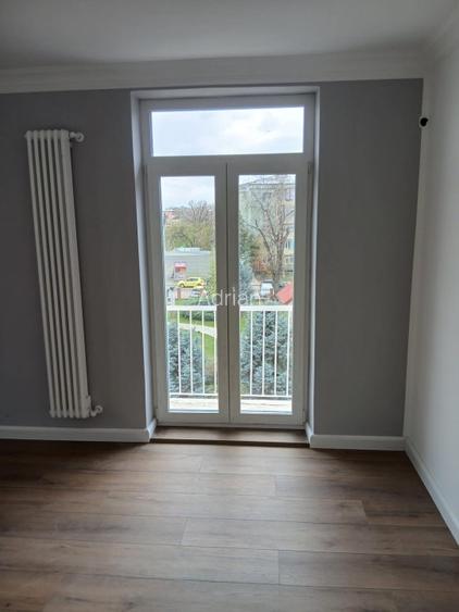 Apartament de vanzare - 3