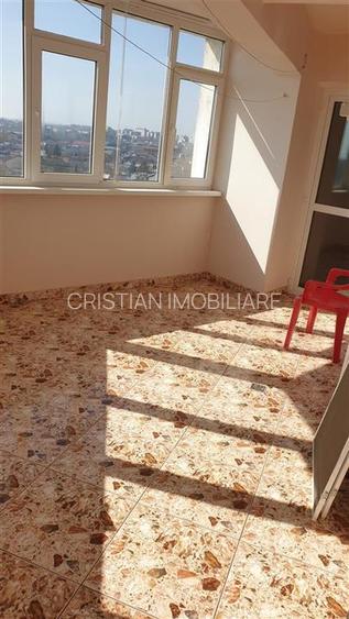 Calarasilor-ANAF - vedere la Dunare 3 camere 100mp - 17