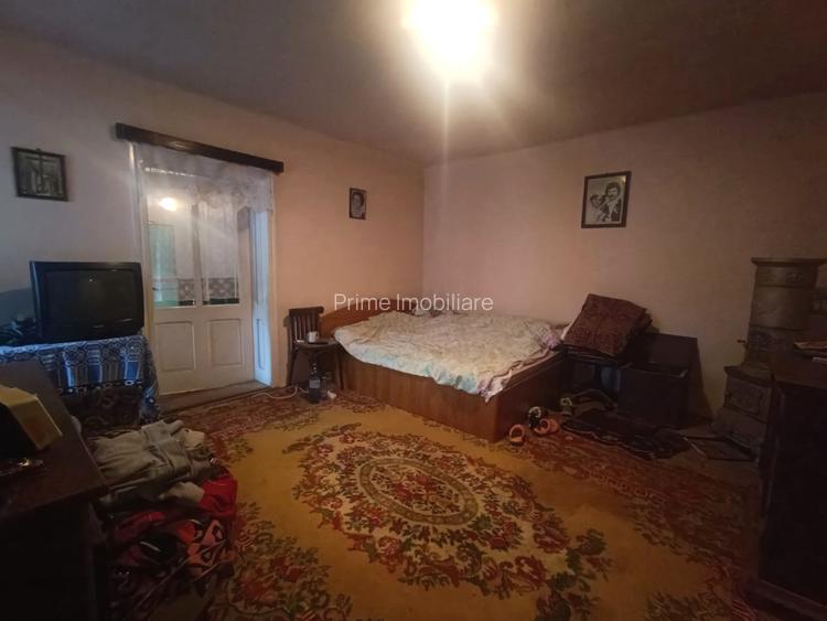 Casă renovabilă 3 camere | Pod + pivniță | Teren generos 2465 Mp | Răhău - 4