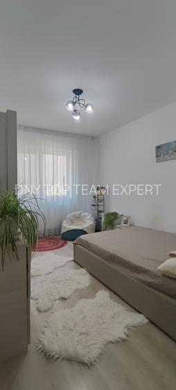 2 camere decomandat + CURTE proprie la cativa pasi de Metrou - 6