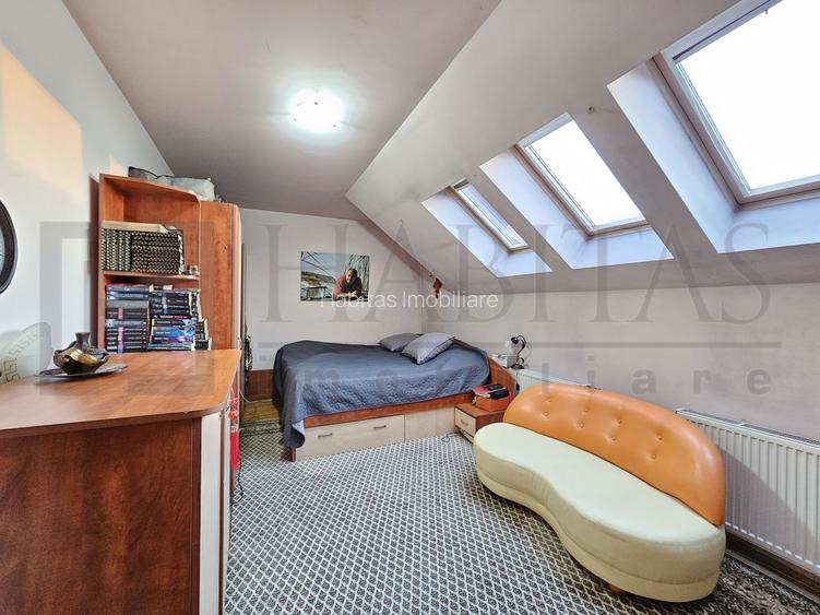 Casa cu 8 camere, dispusa pe doua nivele, Parcul Central - 22