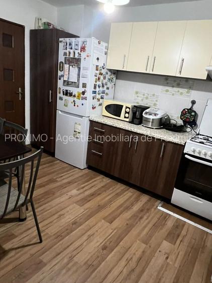 3 camere, 2 băi, 2 balcoane, 71 mp utili, zona Lipovei - 4