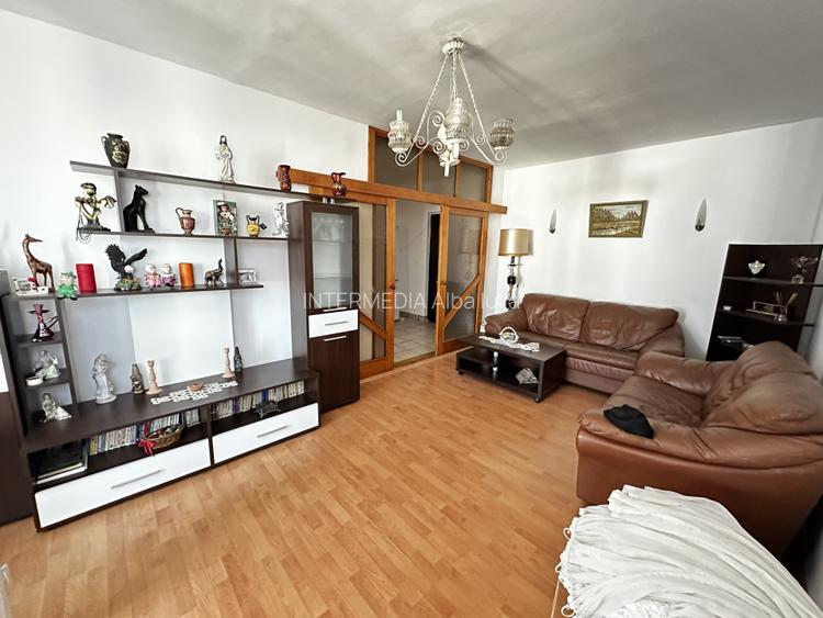 Apartament 3 camere | Decomandat | 62 mp. | Ampoi 3 | 2 Balcoane | Mobilat - 17