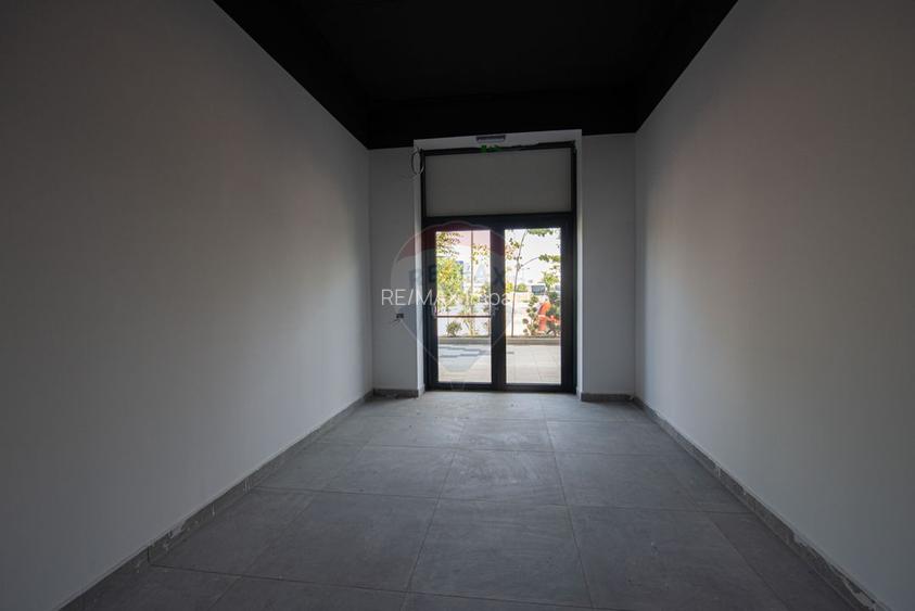 Spatiu comercial de inchiriat 86mp cu vitrina Militari - 13