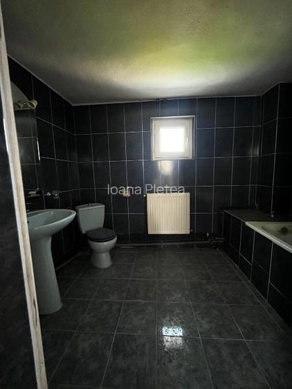 Casă de vânzare cu gradină Priseaca, mutare imediată - 9