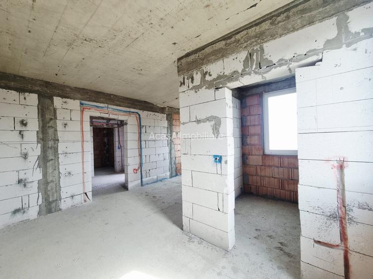 Vanzare vila clasica in Sat Costi, sup 210 mp, P+M, la gri, teren 500 mp - 2