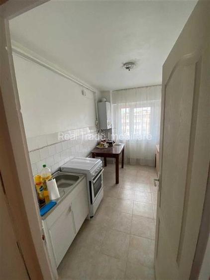 Apartament 2 camere decomandat Judetean, str. Zizinului - 4