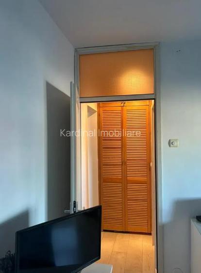 Apartament 2 camere decomandat etaj 3  Aurel Vlaicu - 7