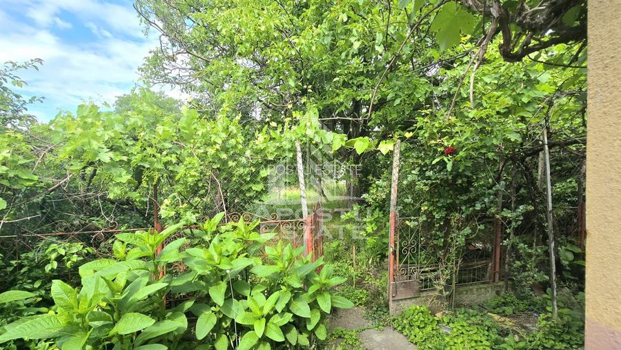 Casa individuala 3 camere, teren 678 mp Parneava - 10