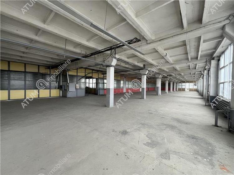 Hala industriala compartimentata in 5 spatii situat in zona Centrala