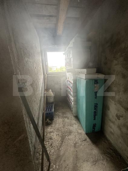 Casa de vanzare, semifinisata, zona Paulesti