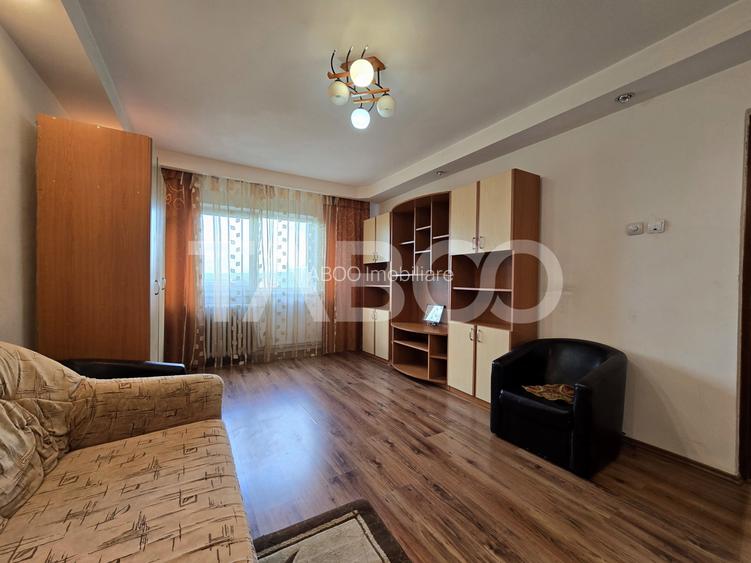 Apartament decomandat de vanzare 2 camere boxa pivnita Vasile Aaron - 2