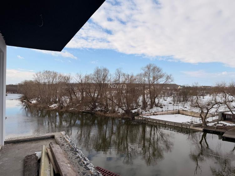 Vilă de Lux cu Piscină Privată și Deschidere Directă la Lacul Snagov - 8