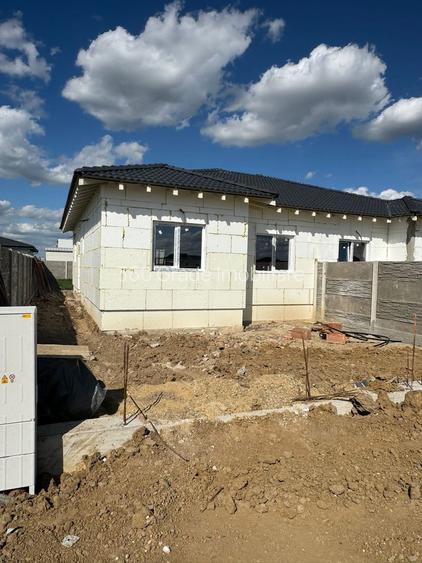 Duplex pe parter, 3 camere, 2 băi, Comision 0 – Calea Urseni - 2