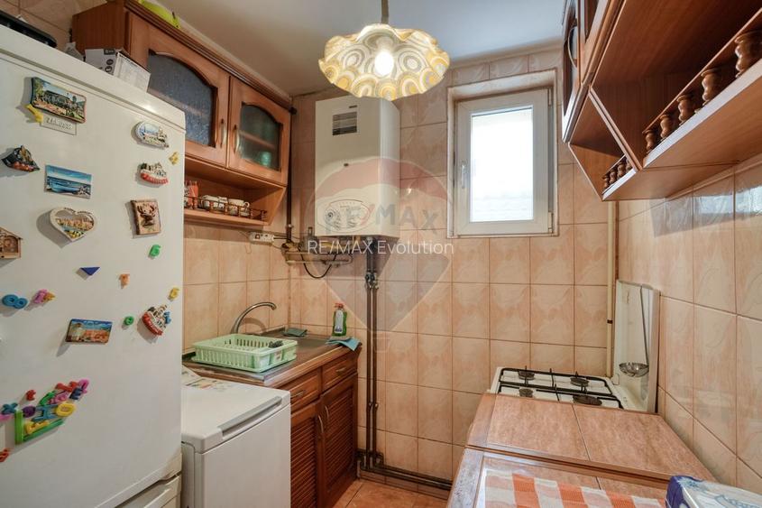 Casă / Vilă cu 6 camere de vânzare în zona Bartolomeu - 24