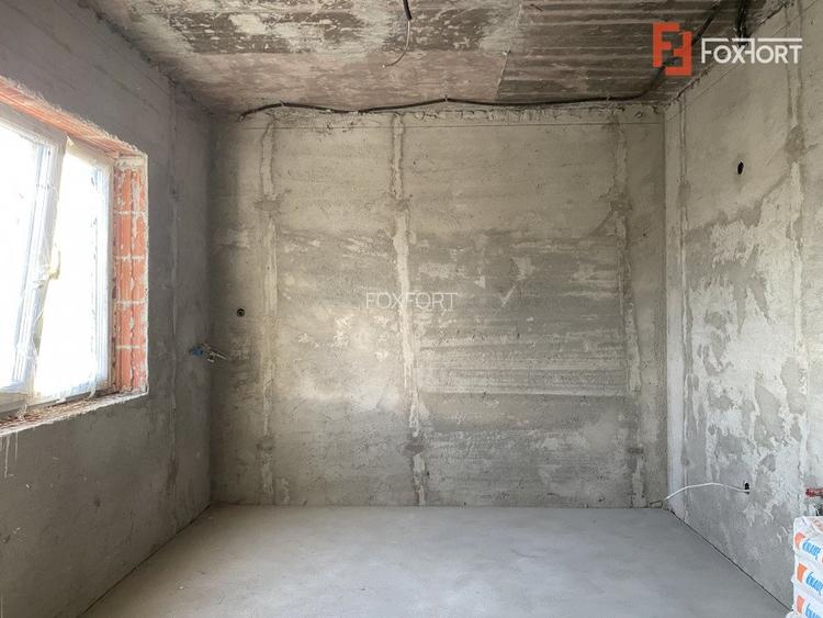 Casa tip triplex, cu 2 camere, de vanzare in Sanandrei. - 6